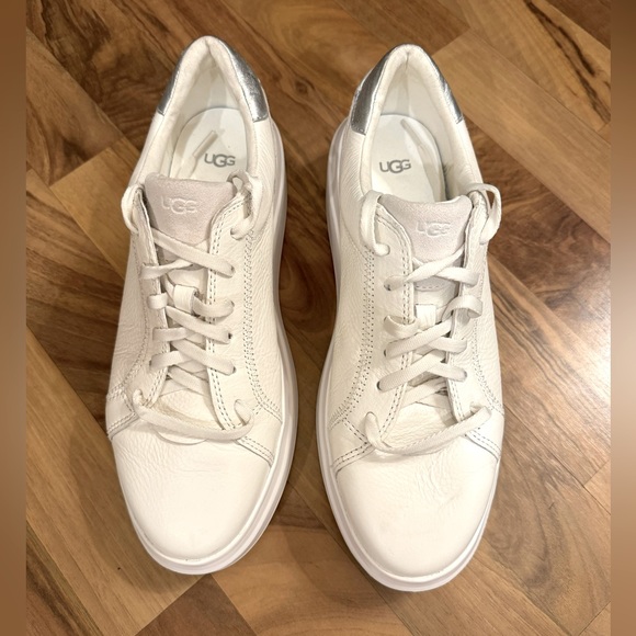 UGG Shoes - NEW UGG Scape Lace Sneaker - Size 9